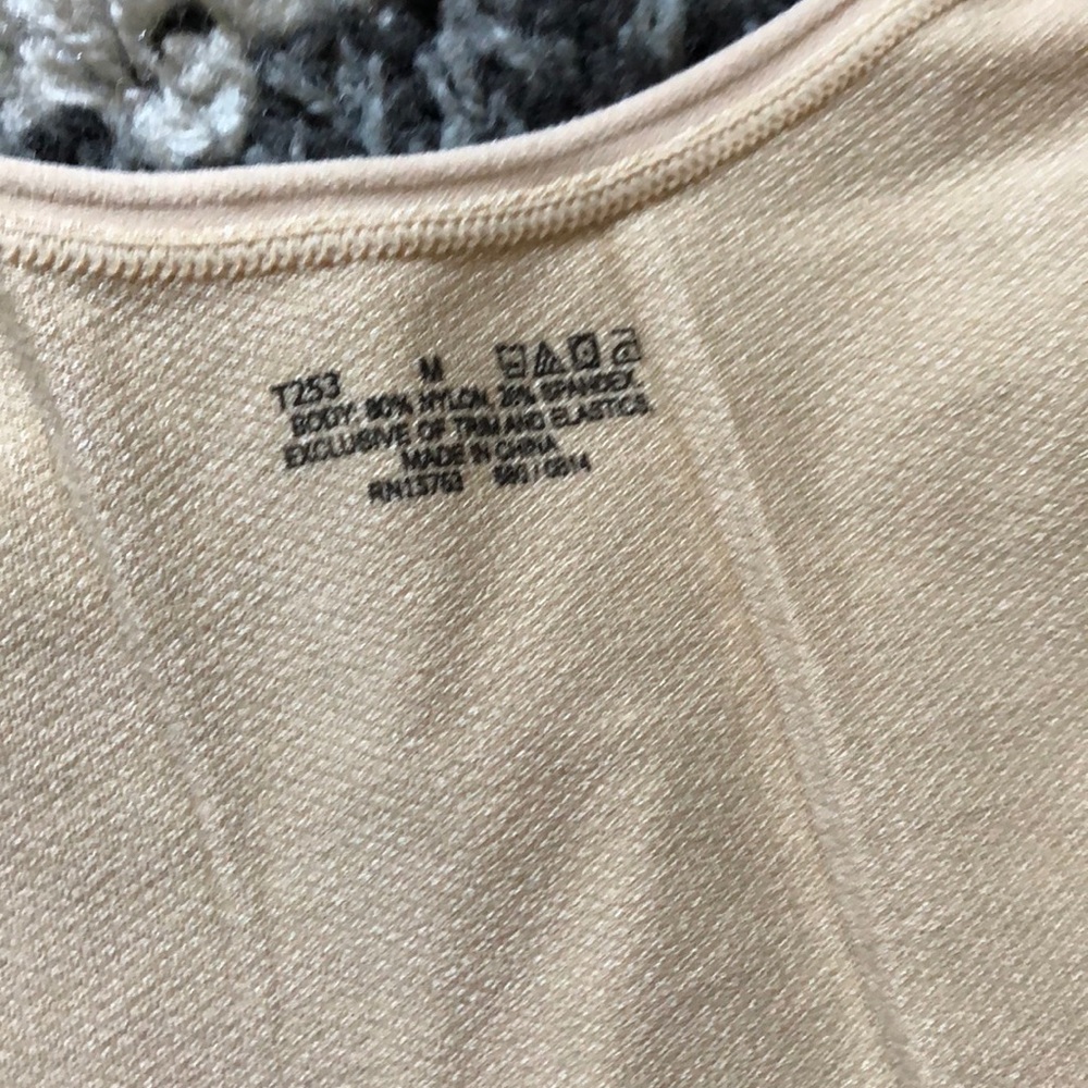 Shape Wear - image 2